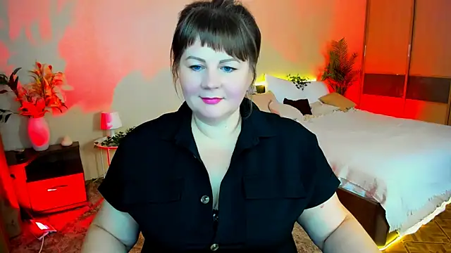 CrystaalStaar online show from 10/15/25, 09:28