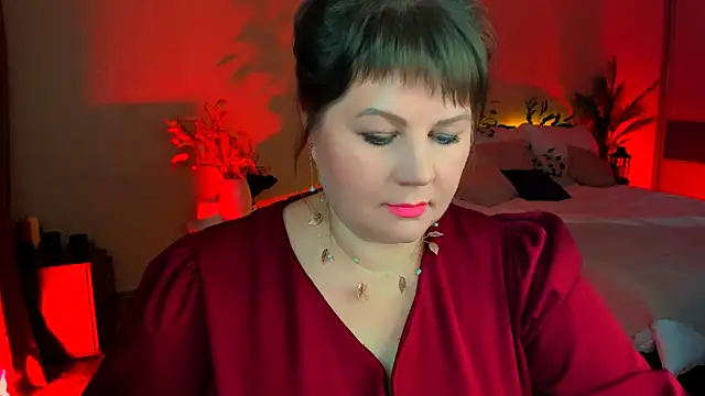 CrystaalStaar online show from 11/20/25, 06:41