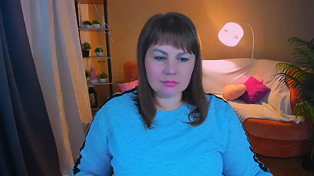 CrystaalStaar online show from 11/05/25, 07:39