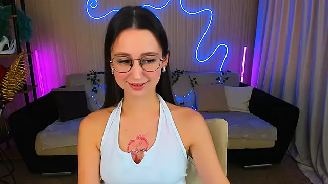 YourLovellyStory online show from 09/18/25, 11:24