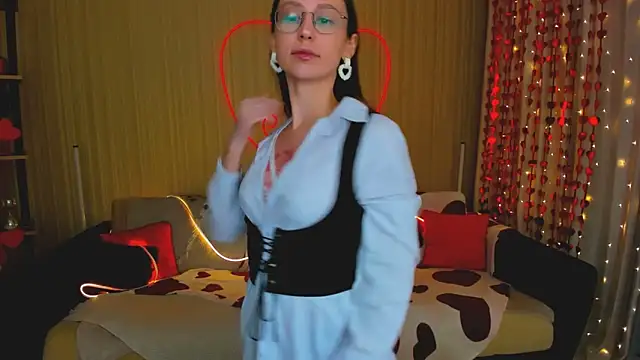 Snapshot of YourLovellyStory chatting on 02/12/26, 04:29 YourLovellyStory online show from 02/12/26, 04:29