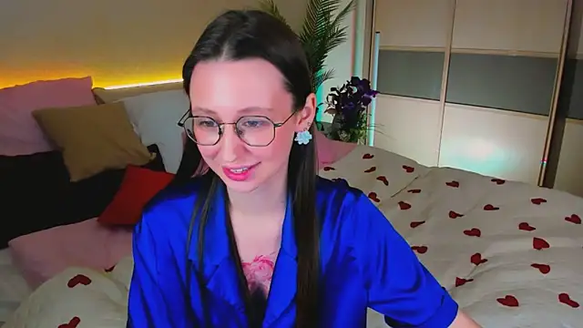 YourLovellyStory online show from 03/11/26, 11:26