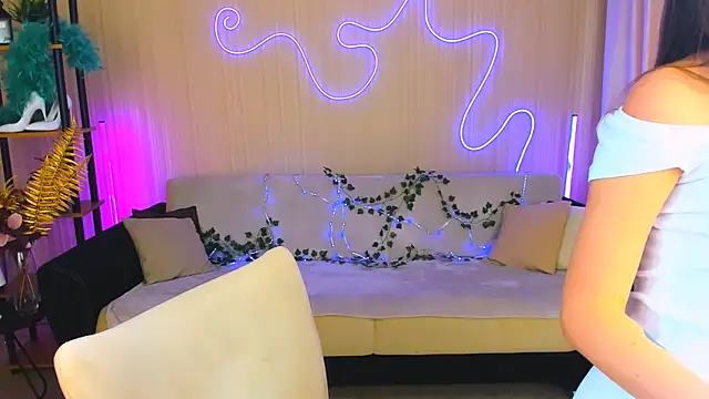 YourLovellyStory online show from 09/20/25, 11:26