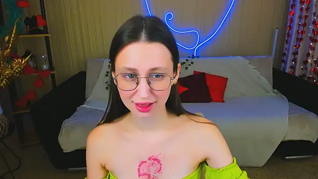 YourLovellyStory online show from 03/03/26, 03:30