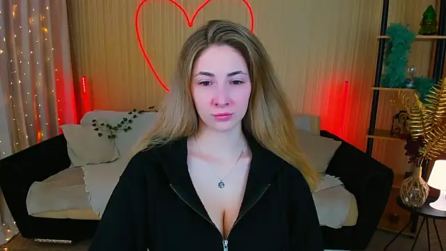 Snapshot of SensitiveSooul chatting on 02/01/26, 06:28 SensitiveSooul online show from 02/01/26, 06:28