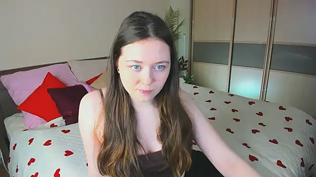 AlluringLookk online show from 03/22/26, 11:12