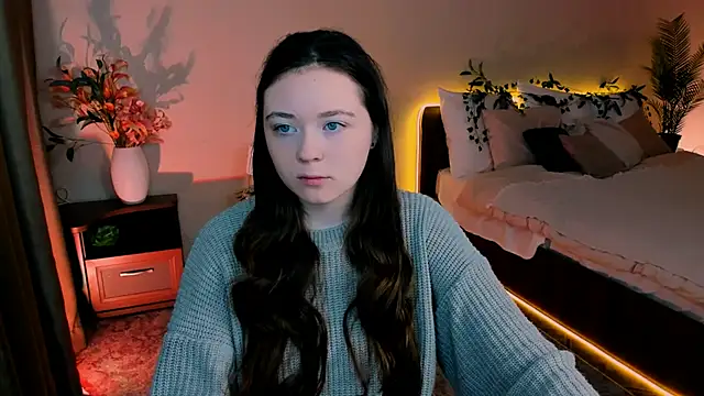 AlluringLookk online show from 09/14/25, 03:18