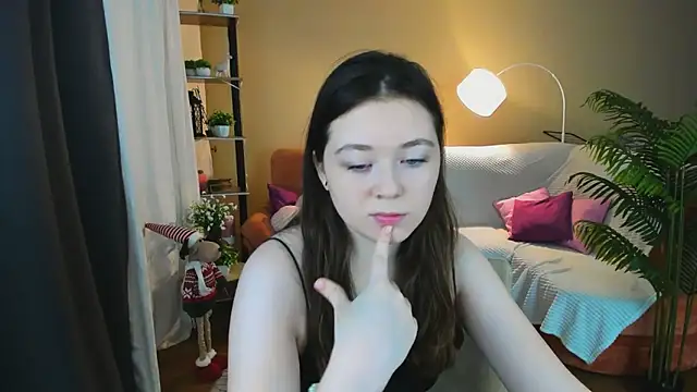 AlluringLookk online show from 11/22/25, 09:08