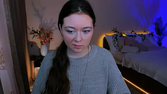 AlluringLookk online show from 09/21/25, 04:17