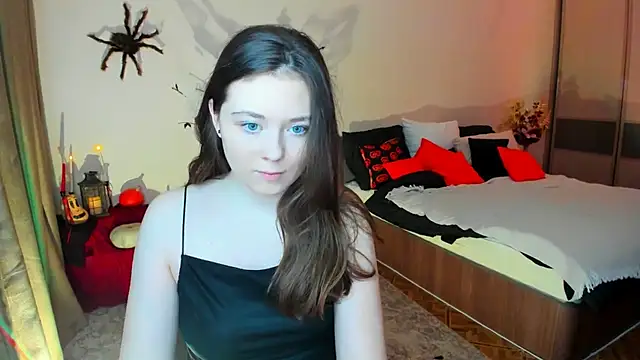 AlluringLookk online show from 11/02/25, 04:12