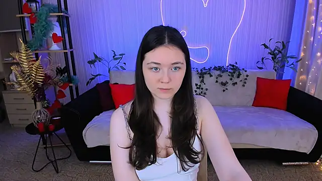 AlluringLookk online show from 06/05/26, 04:24