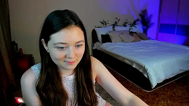 Snapshot of AlluringLookk chatting on 01/13/26, 04:44 AlluringLookk online show from 01/13/26, 04:44