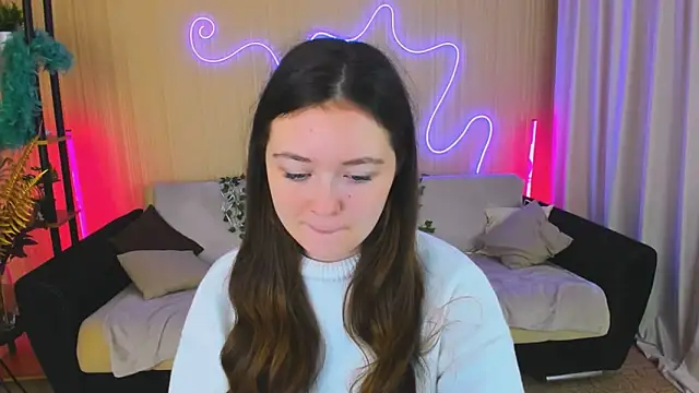 AlluringLookk online show from 10/11/25, 03:18