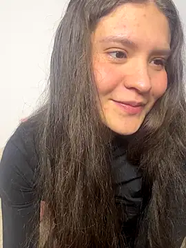 Emilyybennet  online show from 10/15/25, 12:42