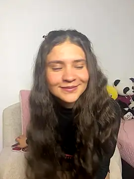 Emilyybennet  online show from 10/09/25, 09:48