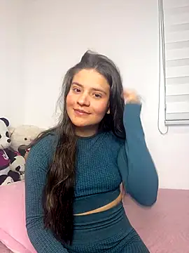 Emilyybennet  online show from 09/30/25, 09:21