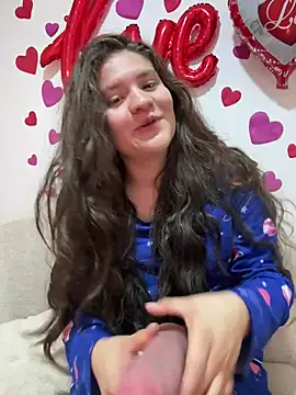 Emilyybennet  online show from 02/12/26, 04:01