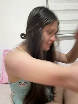 Emilyybennet  online show from 03/28/26, 05:19