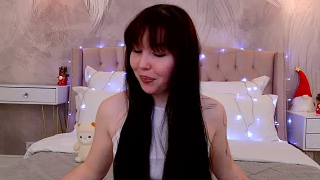 VanessaFields online show from 12/16/25, 03:05