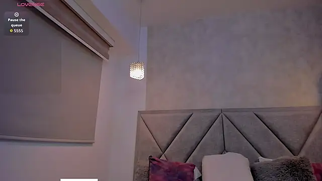 Snapshot of Im_Manu chatting on 12/20/25, 12:08 Im Manu online show from 12/20/25, 12:08