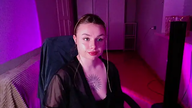 Snapshot of AngelicaHollywood chatting on 03/01/26, 08:20 AngelicaHollywood online show from 03/01/26, 08:20