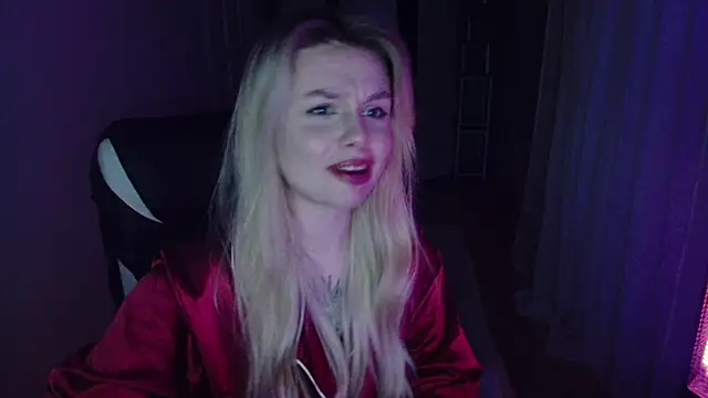 Snapshot of AngelicaHollywood chatting on 01/16/26, 06:12 AngelicaHollywood online show from 01/16/26, 06:12