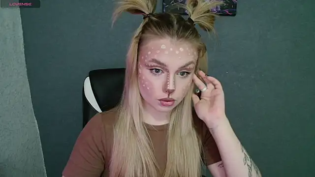 AngelicaHollywood online show from 10/31/25, 08:16