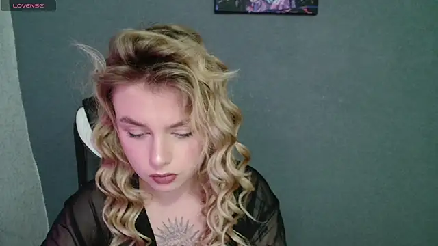 AngelicaHollywood online show from 10/26/25, 08:09