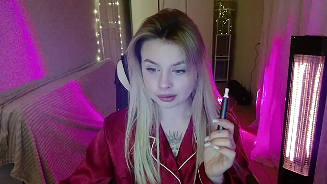 Snapshot of AngelicaHollywood chatting on 02/10/26, 08:19 AngelicaHollywood online show from 02/10/26, 08:19