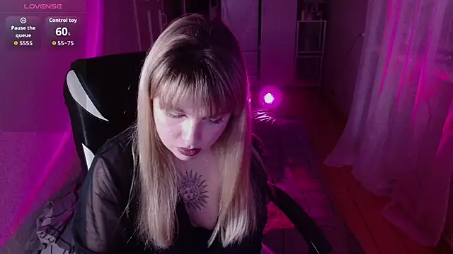 AngelicaHollywood online show from 03/18/26, 09:15
