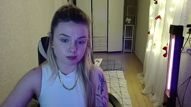 AngelicaHollywood online show from 12/16/25, 08:13