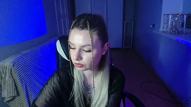 Snapshot of AngelicaHollywood chatting on 02/22/26, 08:21 AngelicaHollywood online show from 02/22/26, 08:21