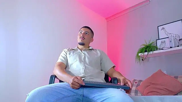 MrFox   online show from 01/15/26, 07:28