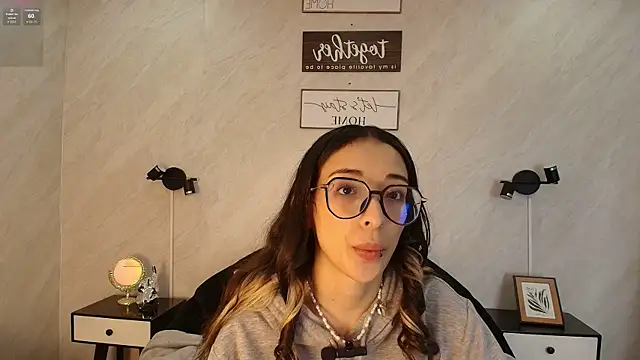 Emilia Bons online show from 02/24/26, 01:56