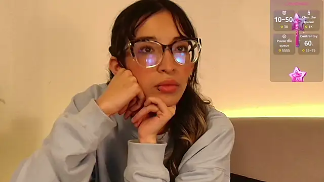 Emilia Bons online show from 04/02/26, 02:24