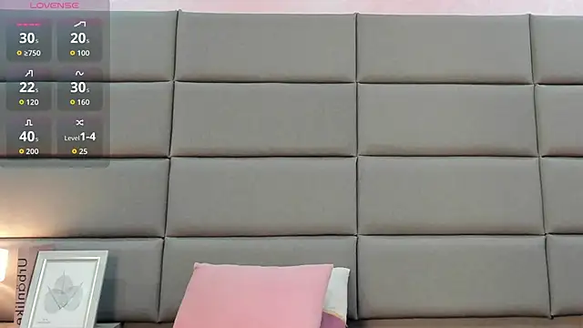 Emilia Bons online show from 03/12/26, 01:59