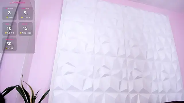 HannahToons online show from 10/29/25, 03:49