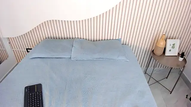 HannahToons online show from 03/02/26, 03:29