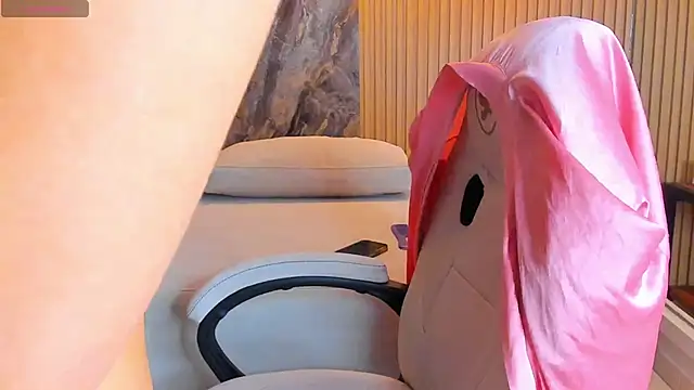 chloe murray online show from 10/17/25, 07:15