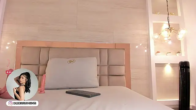 chloe murray online show from 03/28/26, 11:44