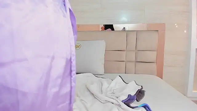 chloe murray online show from 03/10/26, 11:47