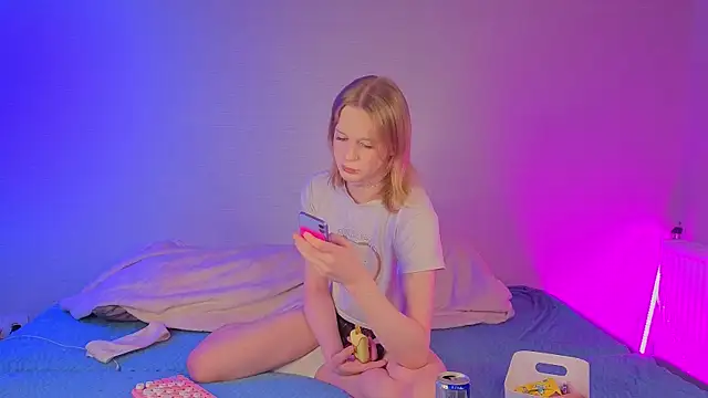 Olivia-Pink online show from 03/20/26, 03:24