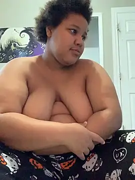 chocolate bella online show from 10/12/25, 04:52