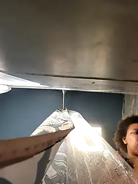 chocolate bella online show from 11/02/25, 09:09