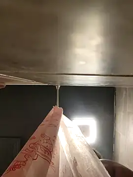 chocolate bella online show from 04/12/26, 06:16