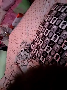 chocolate bella online show from 03/15/26, 01:40