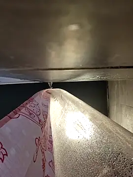 chocolate bella online show from 02/20/26, 04:31