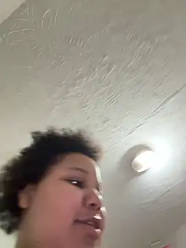 chocolate bella online show from 02/27/26, 02:01