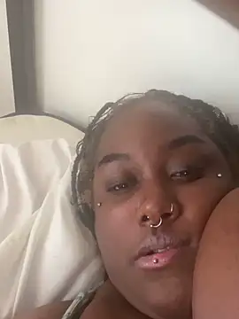 Snapshot of Cocomamii1 chatting on 02/13/26, 09:48 Cocomamii1 online show from 02/13/26, 09:48