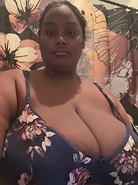 Cocomamii1 online show from 06/12/26, 03:48